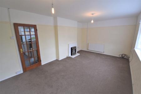 3 bedroom Terraced House to let in Bryn Offa, Wrexham, LL13