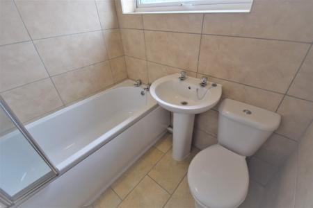 3 bedroom Terraced House to let in Bryn Offa, Wrexham, LL13