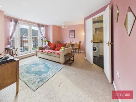 2 bedroom Flat for sale in Lamberton Drive, Brymbo, Wrexham, LL11