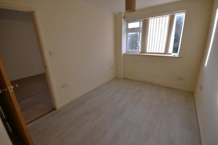 1 bedroom Flat to let in Woodland Drive, Flint, CH6