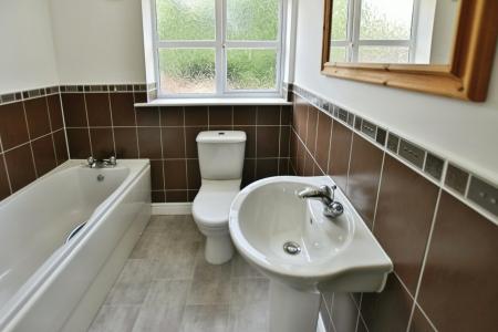 4 bedroom Detached house for sale in Rhuddlan Road, Acrefair, LL14