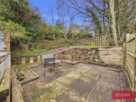 2 bedroom Semi-detached house for sale in Sycamore House, Gutter Hill