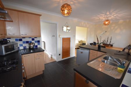 2 bedroom Terraced House to let in Parker Drive, Farndon, CH3