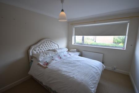 2 bedroom Terraced House to let in Parker Drive, Farndon, CH3