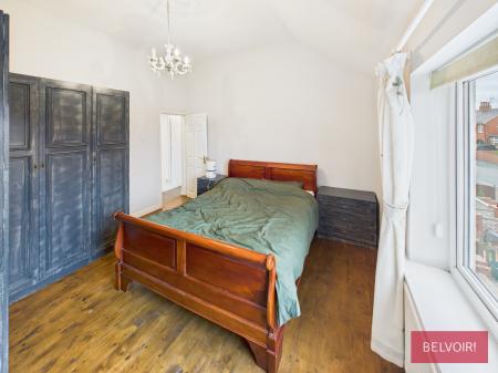 3 bedroom Link detached house to let in Oak Road, Ponciau, LL14