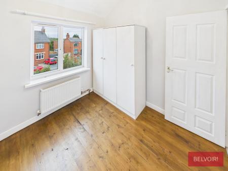 3 bedroom Link detached house to let in Oak Road, Ponciau, LL14