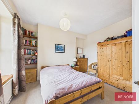 4 bedroom End of terrace house for sale in High Street, Glyn Ceiriog, Llangollen, LL20