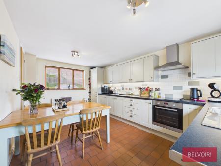 4 bedroom End of terrace house for sale in High Street, Glyn Ceiriog, Llangollen, LL20