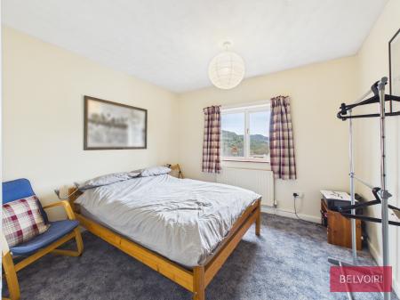 4 bedroom End of terrace house for sale in High Street, Glyn Ceiriog, Llangollen, LL20