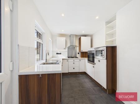 2 bedroom Terraced House to let in Vernon Street, Wrexham, LL11