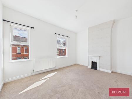 2 bedroom Terraced House to let in Vernon Street, Wrexham, LL11