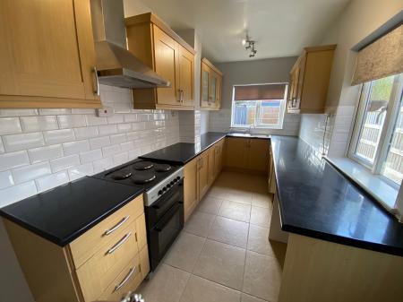 2 bedroom Terraced House to let in Mawddwy Avenue, Wrexham, LL11