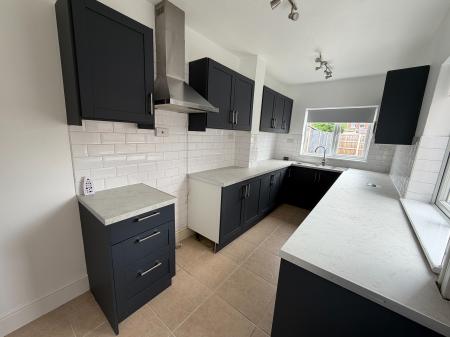 2 bedroom Terraced House to let in Mawddwy Avenue, Wrexham, LL11