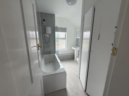 2 bedroom Terraced House to let in Mawddwy Avenue, Wrexham, LL11