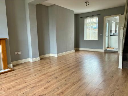 2 bedroom Terraced House to let in Station Road, Pentre Broughton, LL11