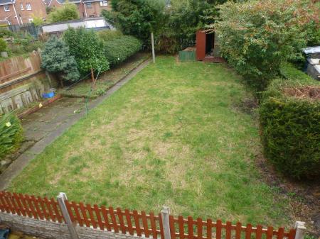 3 bedroom Semi-detached house to let in Heol Cadfan, Coedpoeth, LL11