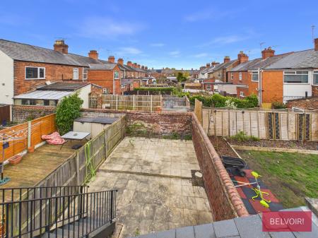 1 bedroom Flat to let in Bersham Road, Wrexham, LL13