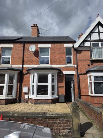 1 bedroom Flat to let in Top Flat