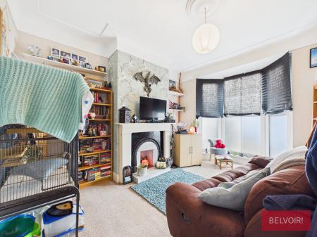 2 bedroom Terraced House for sale in Talbot Road, Wrexham, LL13