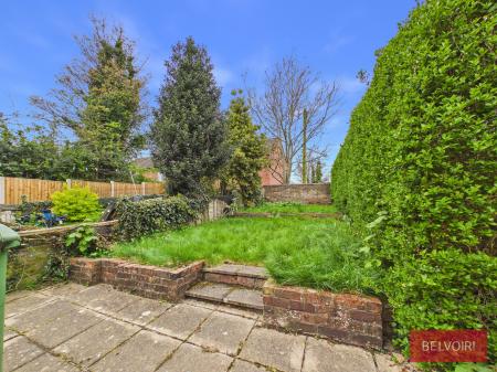 2 bedroom Terraced House for sale in Talbot Road, Wrexham, LL13