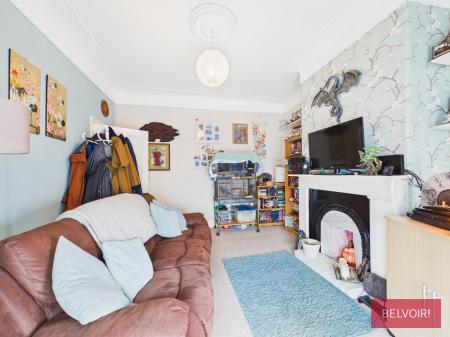 2 bedroom Terraced House for sale in Talbot Road, Wrexham, LL13