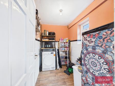 4 bedroom Detached house for sale in Heol Llewelyn, Coedpoeth, LL11