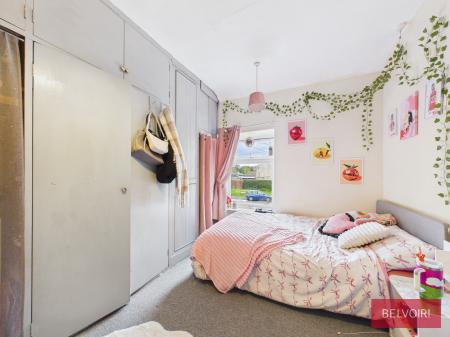 4 bedroom Detached house for sale in Heol Llewelyn, Coedpoeth, LL11