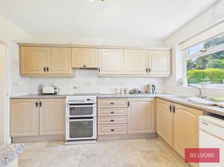 3 bedroom Bungalow for sale in Laurels Avenue, Bangor-On-Dee, Wrexham, LL13