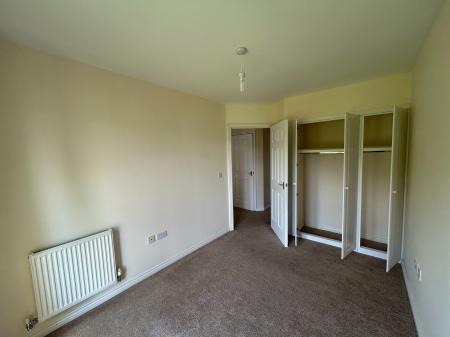 2 bedroom Flat to let in Lamberton Drive, Brymbo, LL11