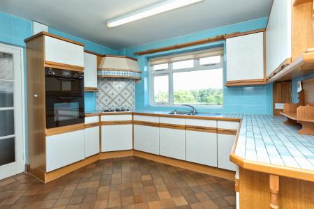4 bedroom Detached house for sale in Pentre, Chirk, Wrexham, LL14