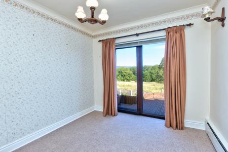 4 bedroom Detached house for sale in Pentre, Chirk, Wrexham, LL14