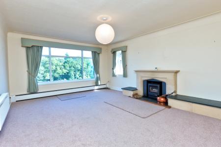 4 bedroom Detached house for sale in Pentre, Chirk, Wrexham, LL14
