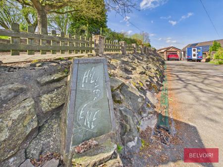 4 bedroom Detached house for sale in Pentre, Chirk, Wrexham, LL14