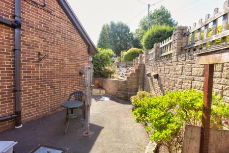 4 bedroom Detached house for sale in Pentre, Chirk, Wrexham, LL14