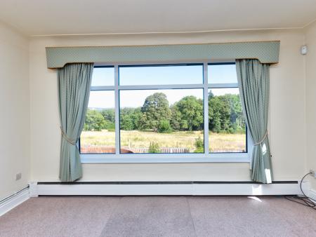 4 bedroom Detached house for sale in Pentre, Chirk, Wrexham, LL14