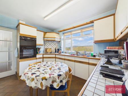 4 bedroom Detached house for sale in Pentre, Chirk, Wrexham, LL14