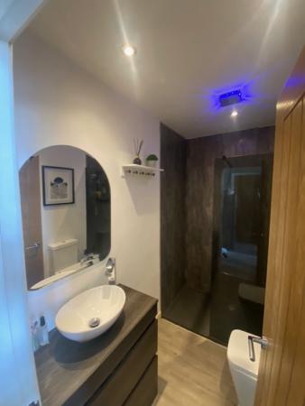 1 bedroom Flat to let in Hall Street, Rhosllanerchrugog, Wrexham, LL14