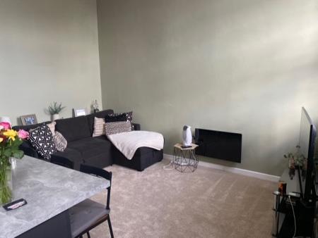 1 bedroom Flat to let in Hall Street, Rhosllanerchrugog, Wrexham, LL14