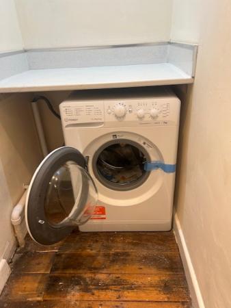 1 bedroom Flat to let in Hall Street, Rhosllanerchrugog, Wrexham, LL14