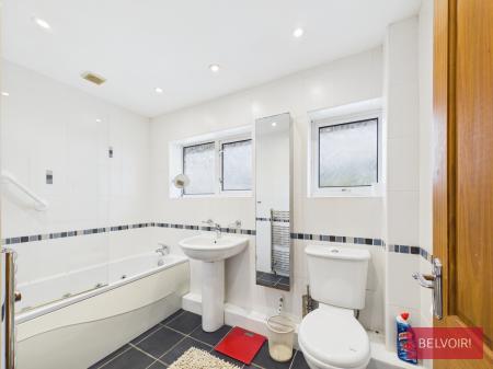 2 bedroom Terraced House for sale in Parker Drive, Farndon, CH3