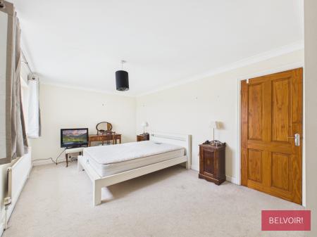 2 bedroom Terraced House for sale in Parker Drive, Farndon, CH3
