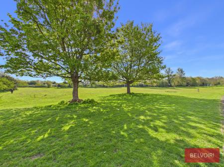 3 bedroom Terraced House for sale in Bryn Offa, Wrexham, LL13