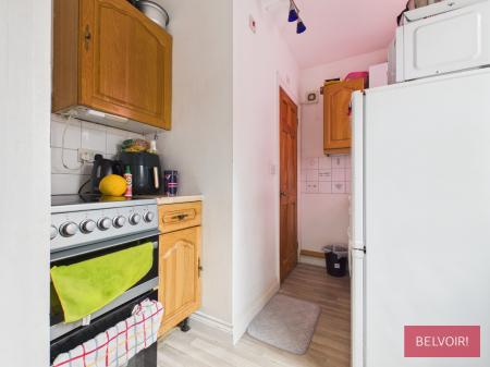 1 bedroom Flat to let in Gibson Street, Wrexham, LL13