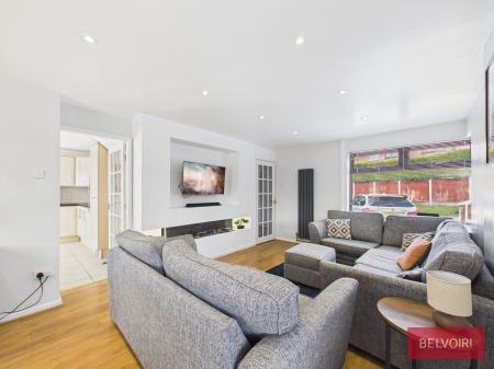 3 bedroom Detached house to let in Ivy Close, Rhosddu, LL11