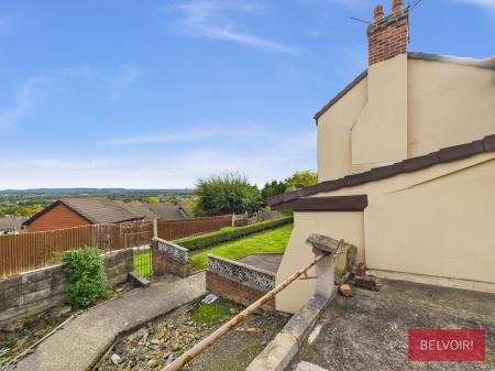 3 bedroom Semi-detached house to let in Top Road, Summerhill, Wrexham, LL11