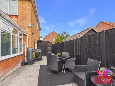 3 bedroom Semi-detached house for sale in Carden Park Way, Wrexham, LL13