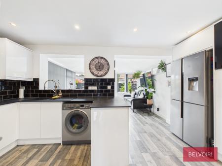 3 bedroom Semi-detached house for sale in Carden Park Way, Wrexham, LL13