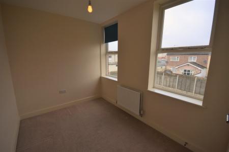 2 bedroom Flat to let in Corunna Court, Wrexham, LL13