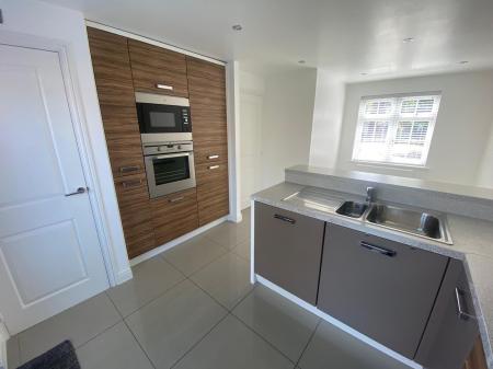 3 bedroom Detached house to let in Lambourne Court, Gwersyllt, LL11