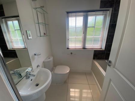 3 bedroom Detached house to let in Lambourne Court, Gwersyllt, LL11